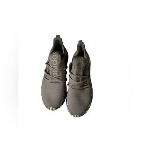 Adidas Cloud foam sneakers